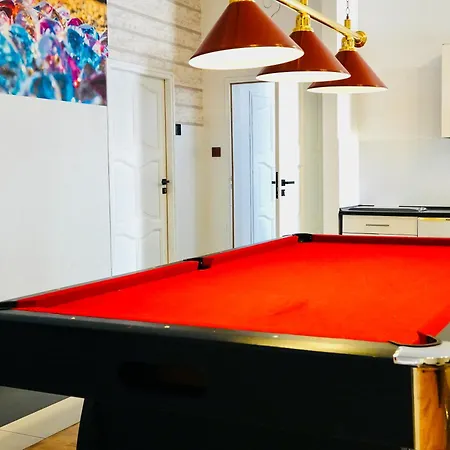 Rubin - I Lägenhetshotell Krynica Morska